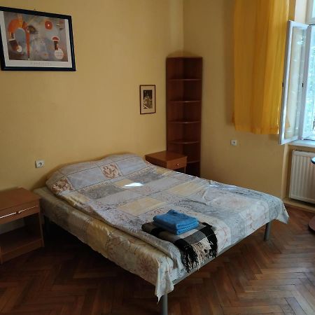 Кімната В Серці Львова Lviv Extérieur photo