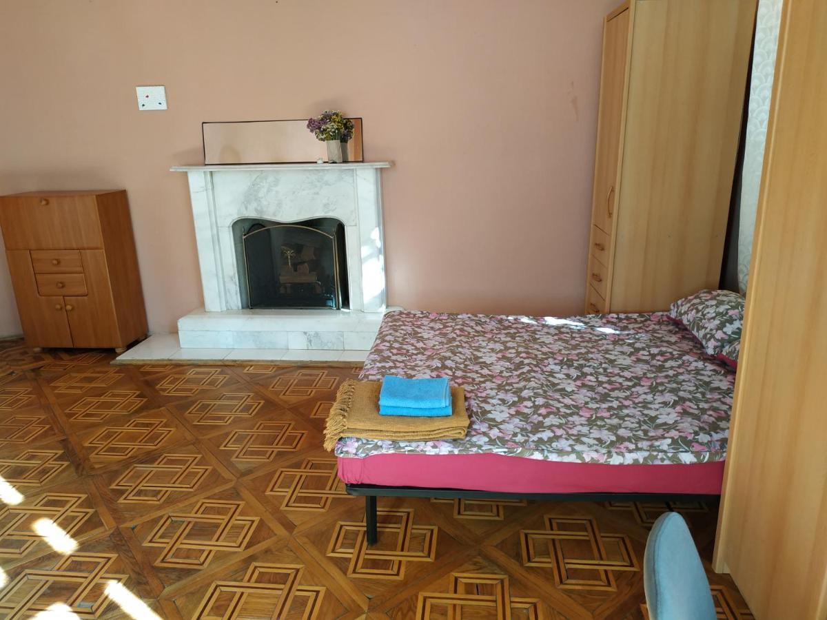 Кімната В Серці Львова Lviv Extérieur photo