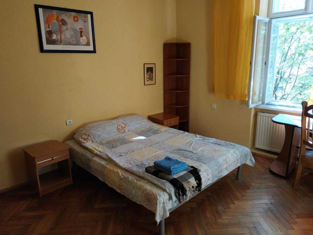 Кімната В Серці Львова Lviv Extérieur photo